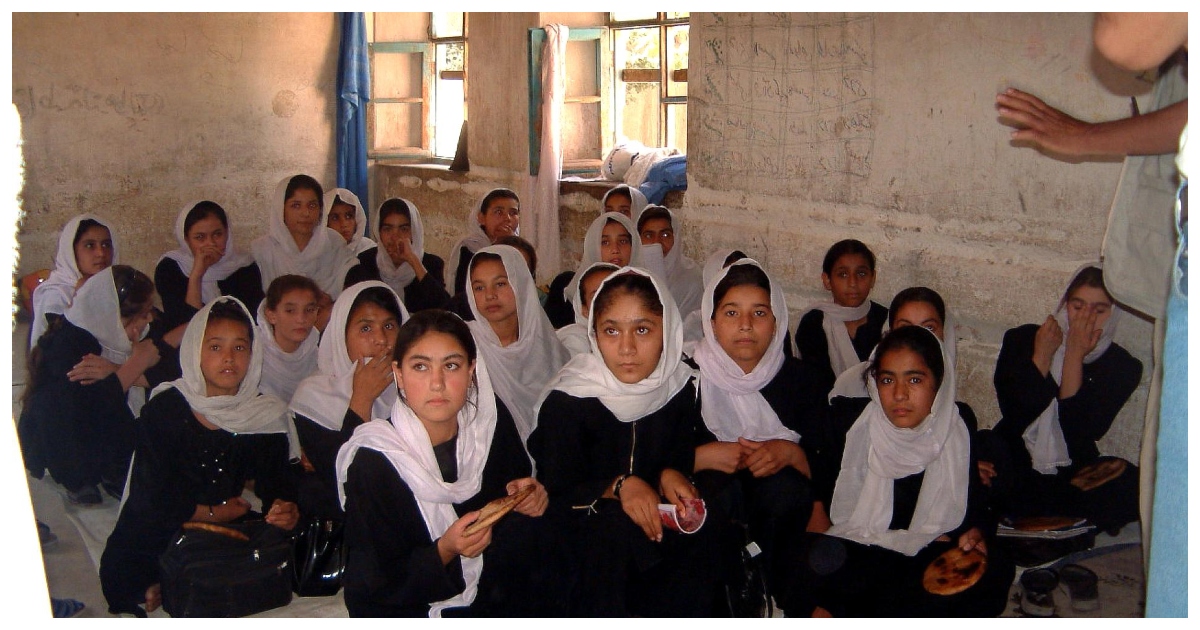إحدى مدارس البنات في أفغانستان قبل عودة طالبان
