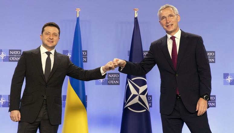 الناتو وأوكرانيا