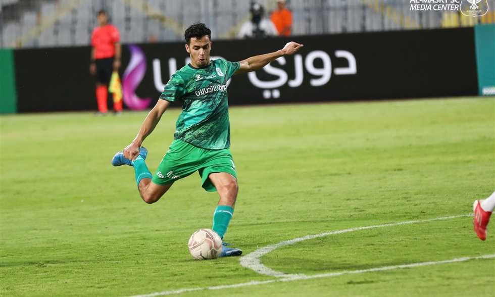 فيديو| الزمالك يفاوض إلياس الجلاصي بعد مباراة المصري الودية – شبكة رؤية  الإخبارية