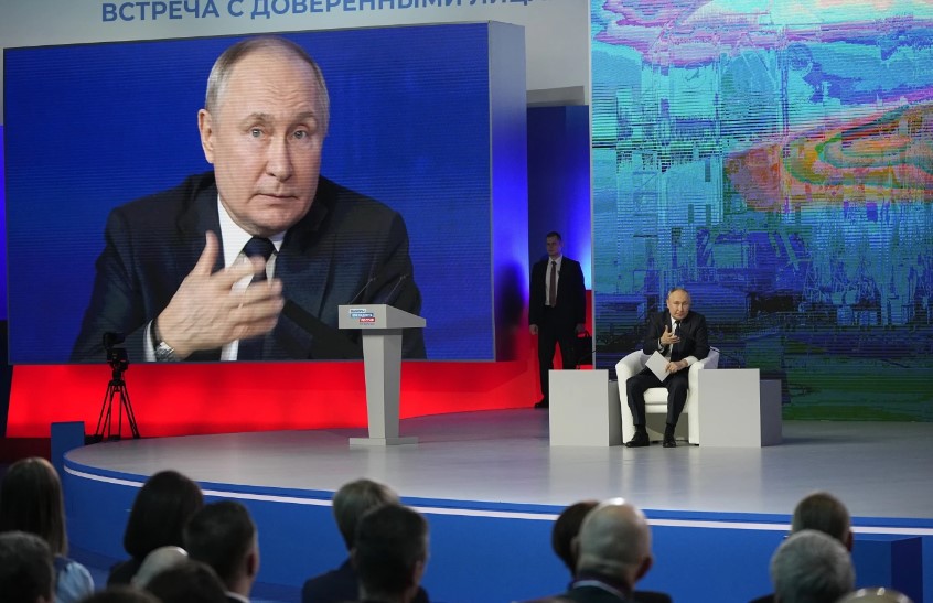 انتخابات الرئاسة الروسية.. ماذا ستحمل ولاية بوتين الجديدة؟
