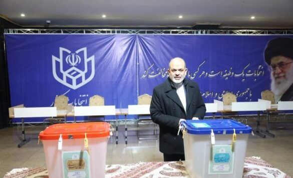 وزير الداخلية يشارك في الانتخابات