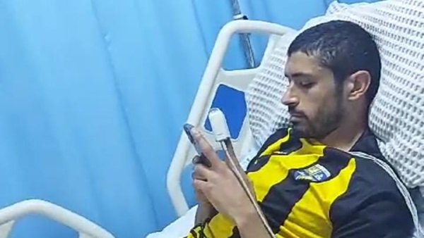 تطورات الحالة الصحية للاعب المقاولون المصري بعد سقوطه في أرض الملعب