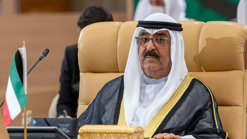 أمير الكويت يحل مجلس الأمة ويعلق بعض بنود الدستور