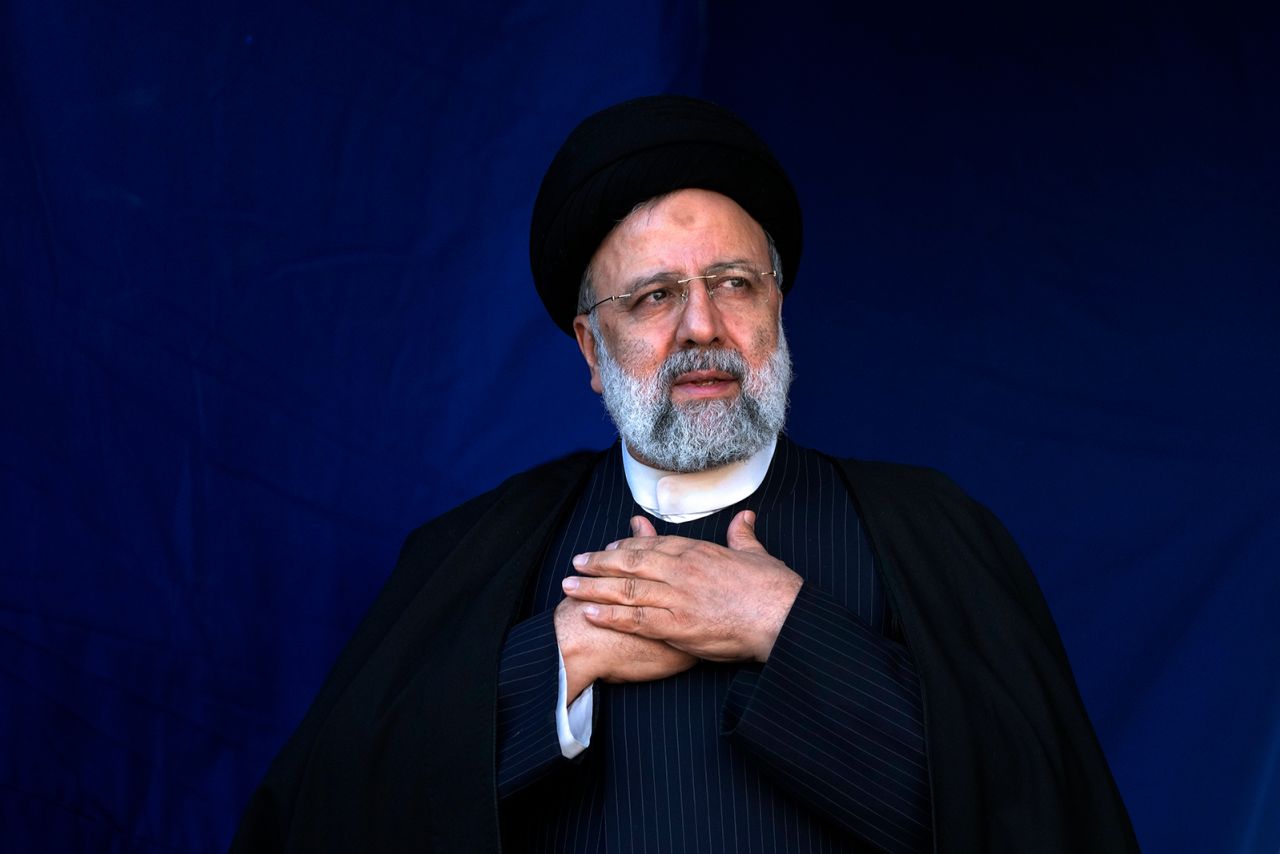 وفاة الرئيس الإيراني إبراهيم رئيسي.. ماذا سيفعل النظام؟